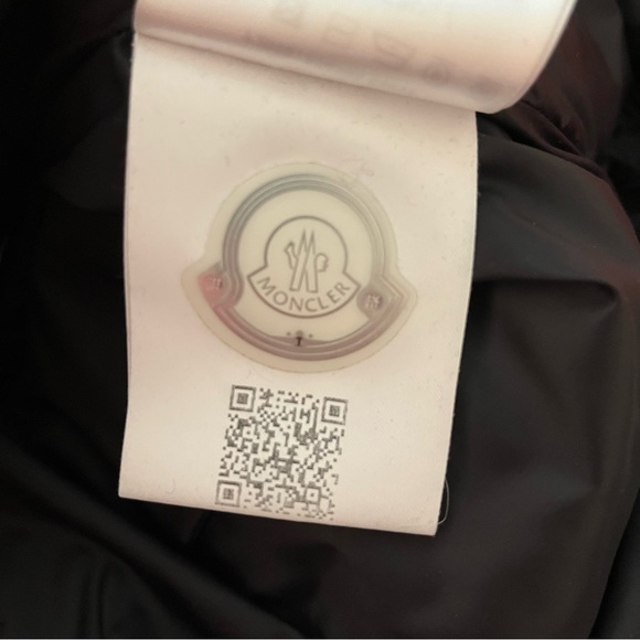 RARE Authentic Moncler Grenoble Fenis red apres ski parka jacket 0 - Picture 11 of 13